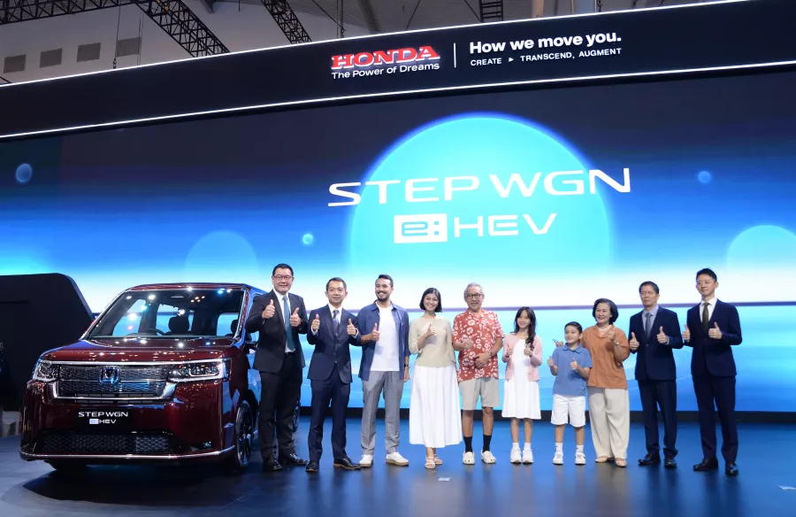 Honda STEP WGN e:HEV Resmi Hadir di GIIAS 2025, Saatnya Keluarga Karanganyar Nikmati MPV Hybrid Terbaru dari Honda